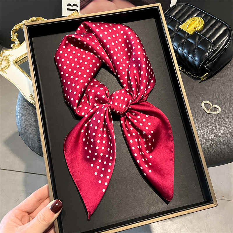 Luxury Bags In China - أوشحة مطبوعة جديدة فاخرة وشاح حريري