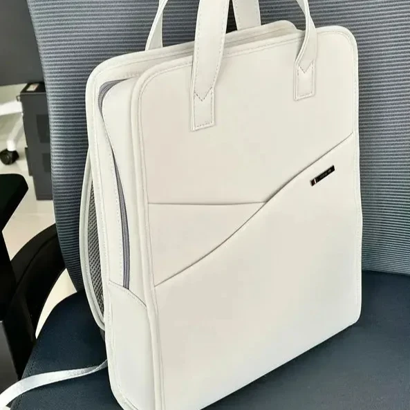 Luxury Bags For Laptop - حقيبة ظهر لابتوب بيضاء مع 11