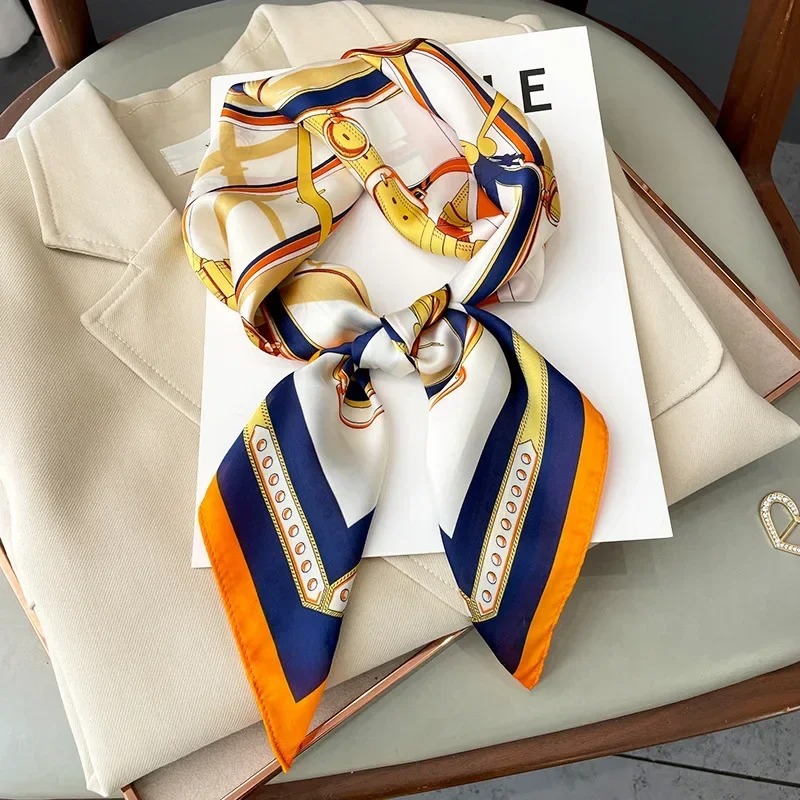 Luxury Bags In China - وشاح حريري مربع نحيف بتصميم فاخر