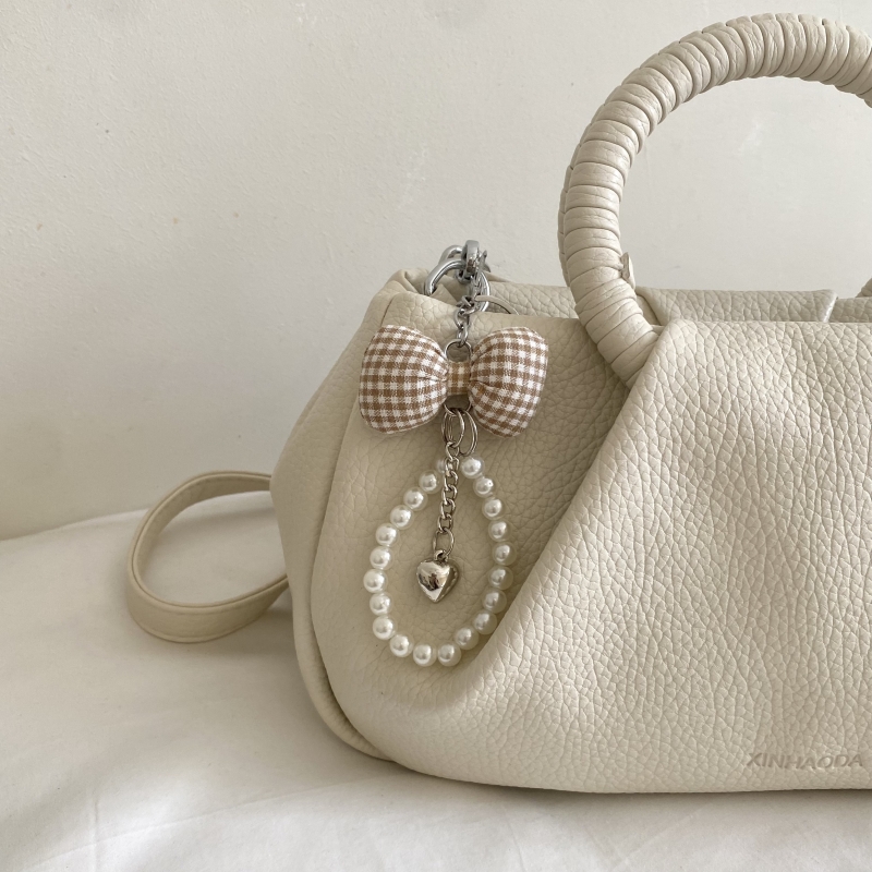 حقائب بتصميم مطوي ومقبض دائري  - مراجعة Luxury Bags On Sale وسعره