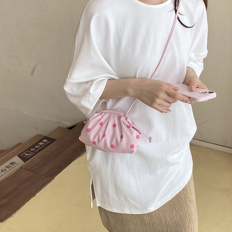 حقائب يد فاخرة صغيرة الحجم من  - مراجعة Luxury Bags In China وسعره