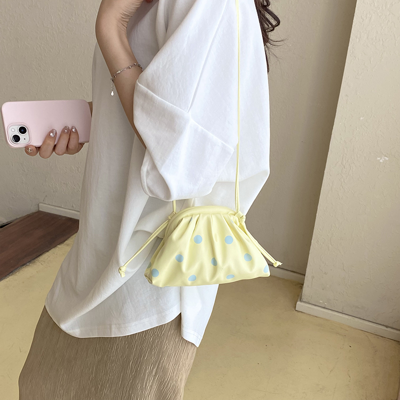 حقائب يد فاخرة صغيرة الحجم من  - مراجعة Luxury Bags In China وسعره