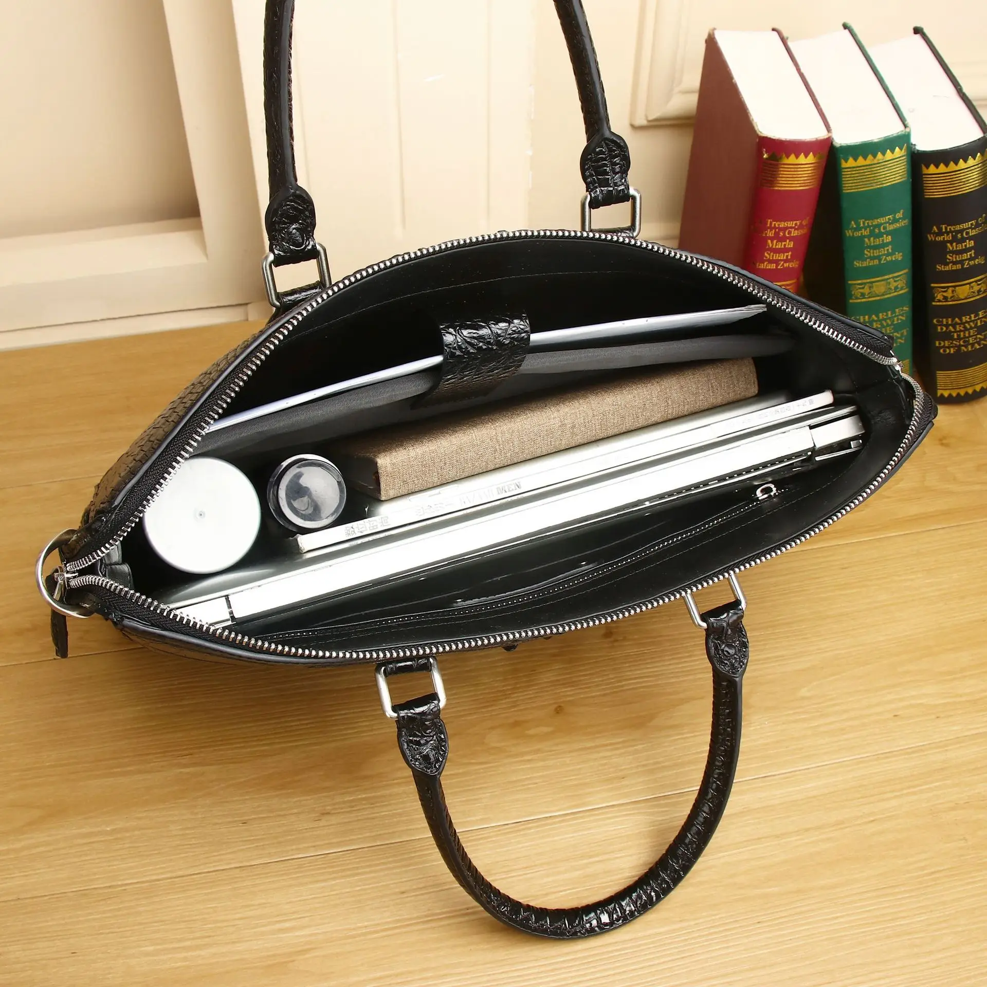 2025 جديد التمساح حقائب الكمبي - مراجعة Luxury Bags For Laptop وسعره