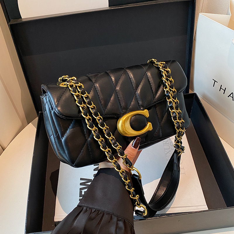 حقيبة كتف نسائية من الجلد المب - مراجعة Luxury Quilted Bags وسعره