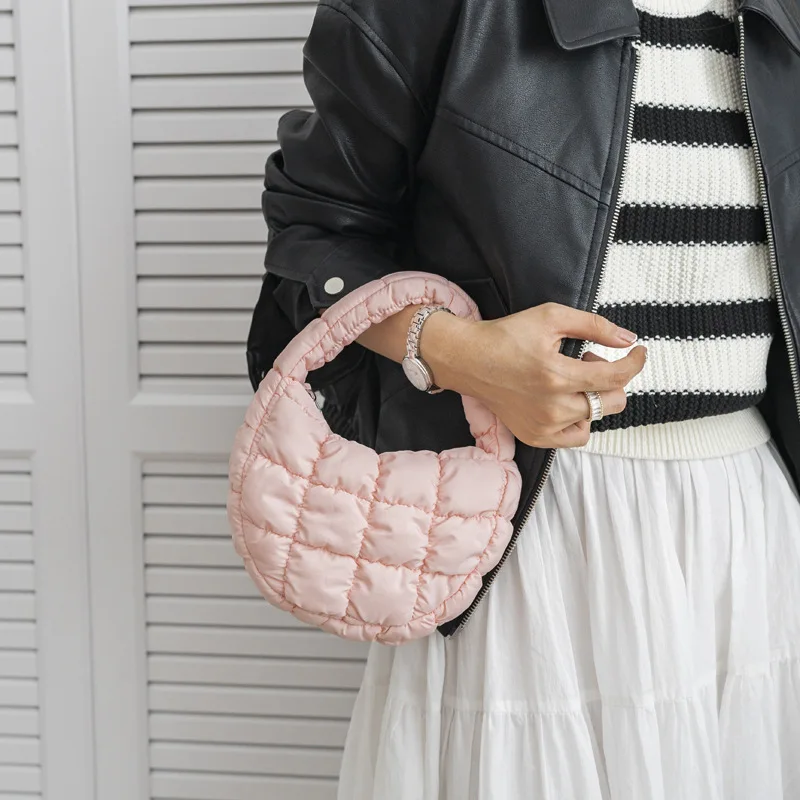 حقائب كتف مبطنة للنساء ، حقائب - مراجعة Luxury Quilted Bags وسعره