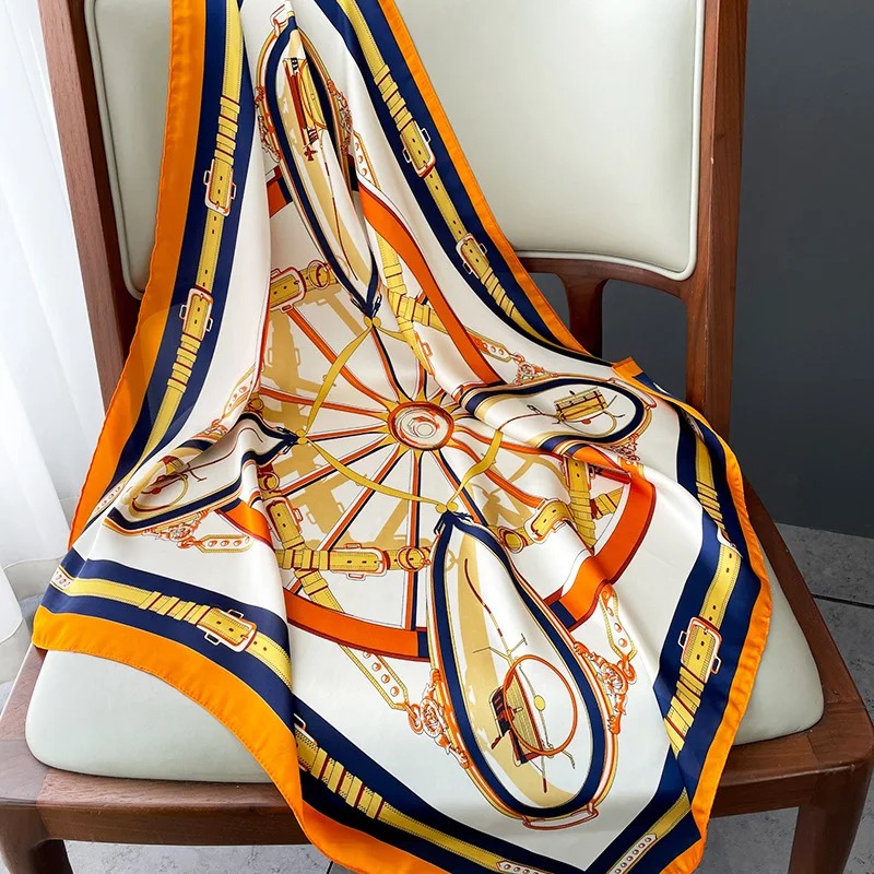 وشاح حريري مربع نحيف بتصميم فا - مراجعة Luxury Bags In China وسعره