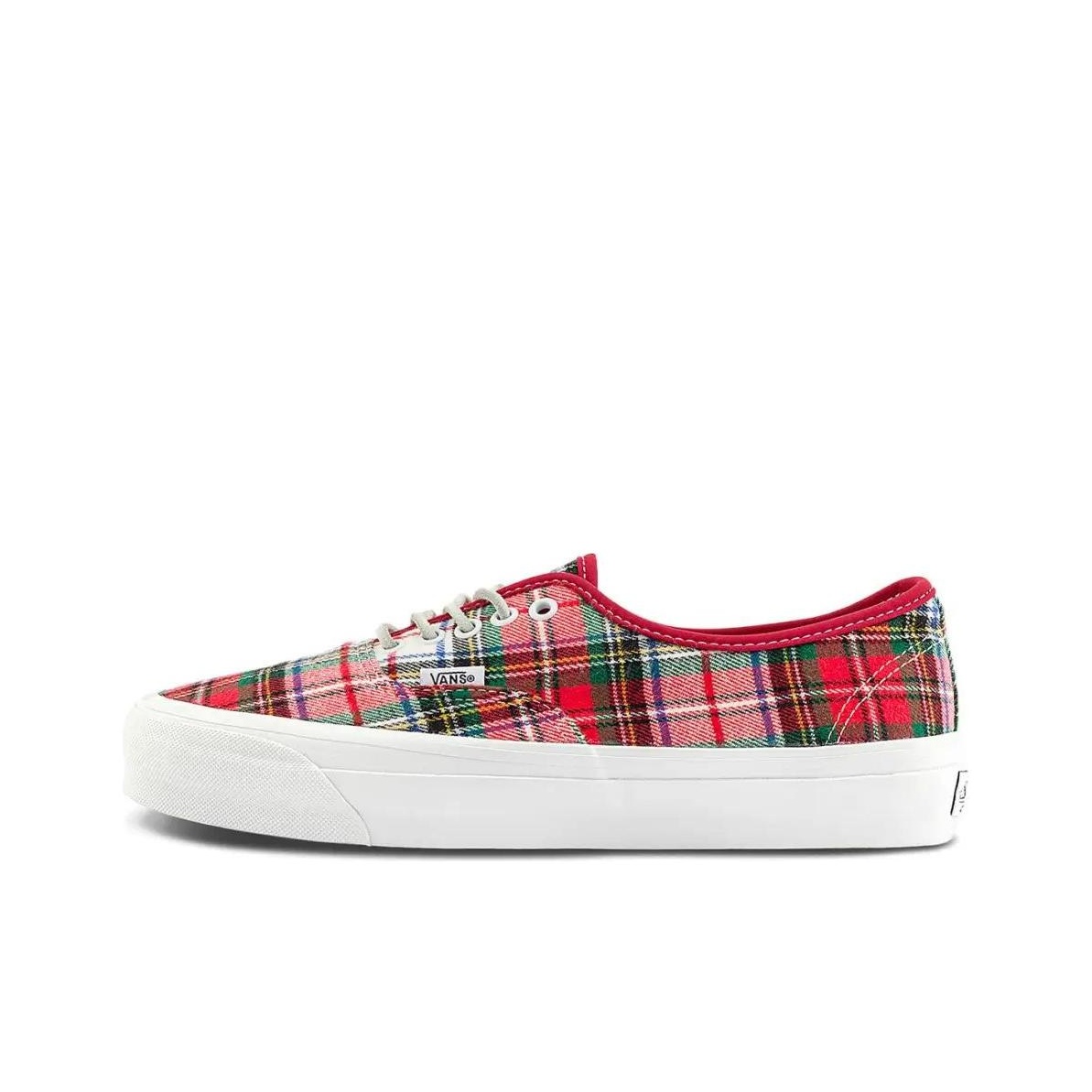 حذاء فانز أصلي منخفض الارتفاع  - مراجعة Vans Shoes Authentic وسعره